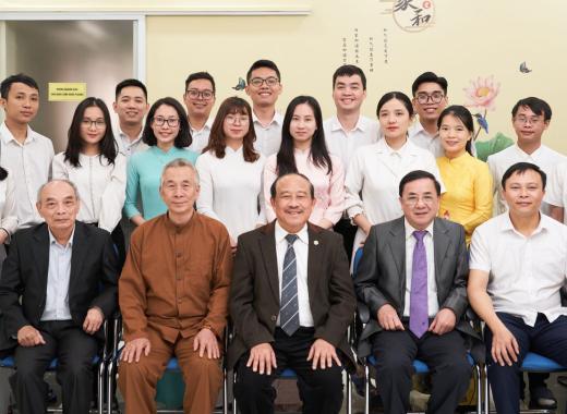 VIỆN NGHIÊN CỨU SỨC KHOẺ NGƯỜI CAO TUỔI VÀ Y TẾ CỘNG ĐỒNG CHÀO MỪNG NGÀY THẦY THUỐC VIỆT NAM NĂM 2023
